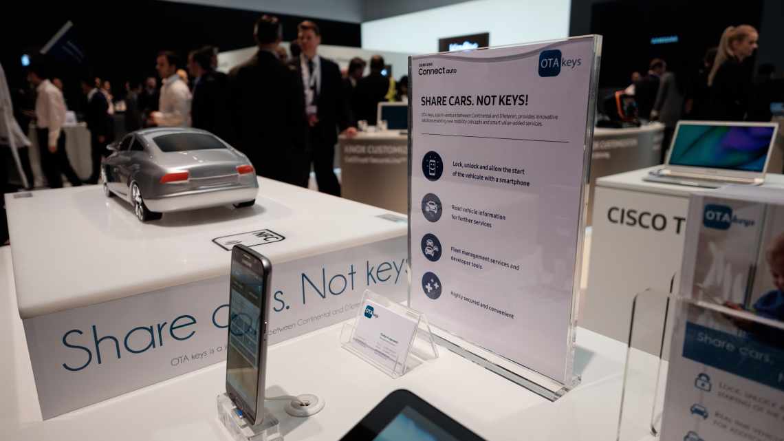 Смарт-мережа Samsung Connect Home Smart Wi-Fi з'явиться у продажу 2 липня і коштуватиме 169 доларів США.